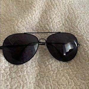 Black aviator sunglasses